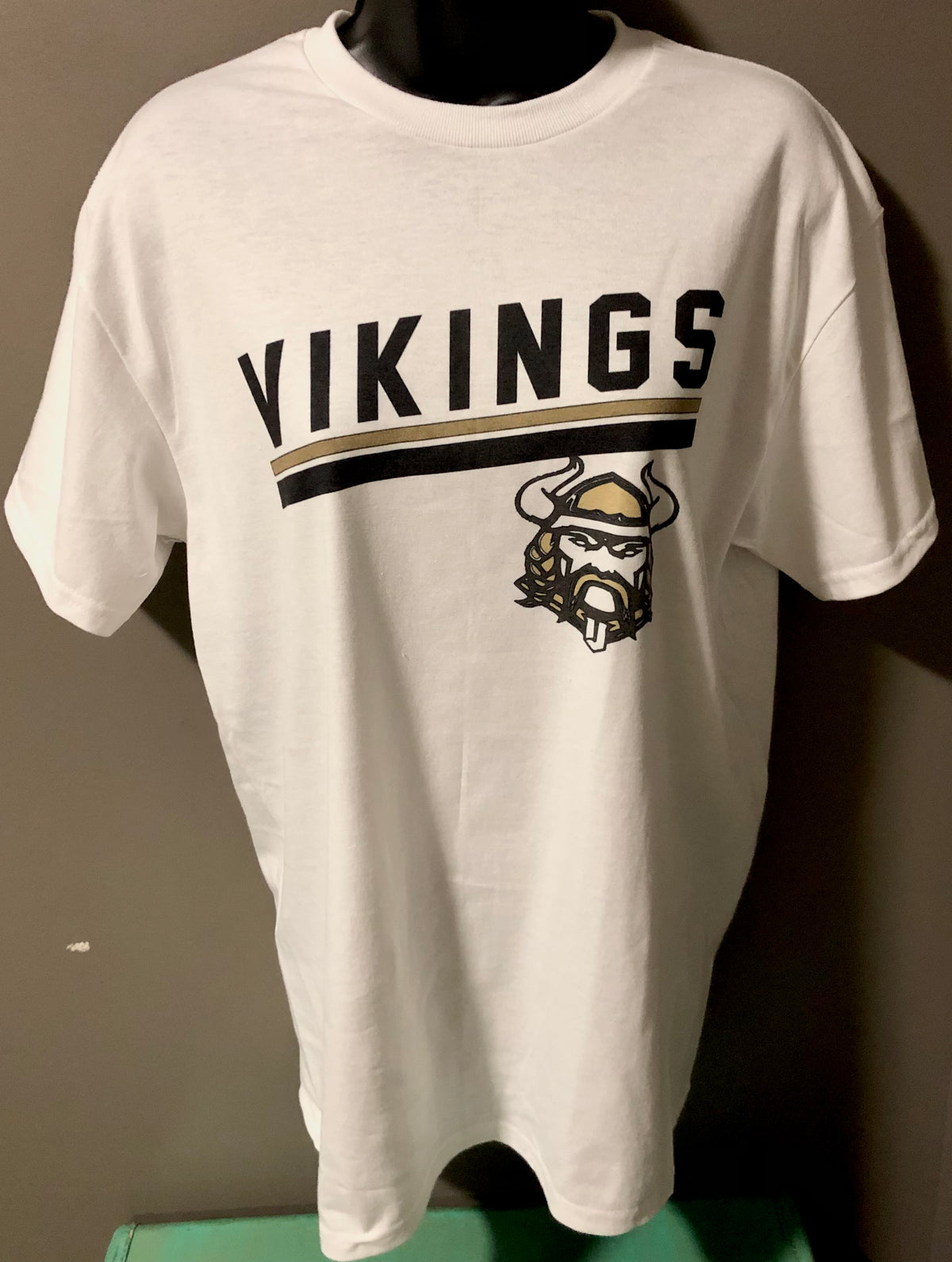Viking Lines Graphic Tee - Debs on 5th