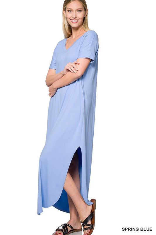 V-Neck Maxi Dress w/Pockets - Debs on 5th