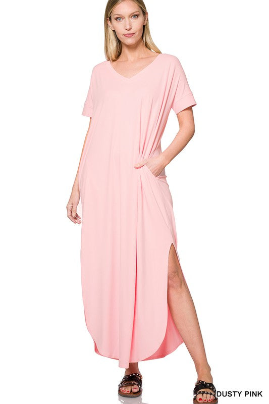 V-Neck Maxi Dress w/Pockets - Debs on 5th