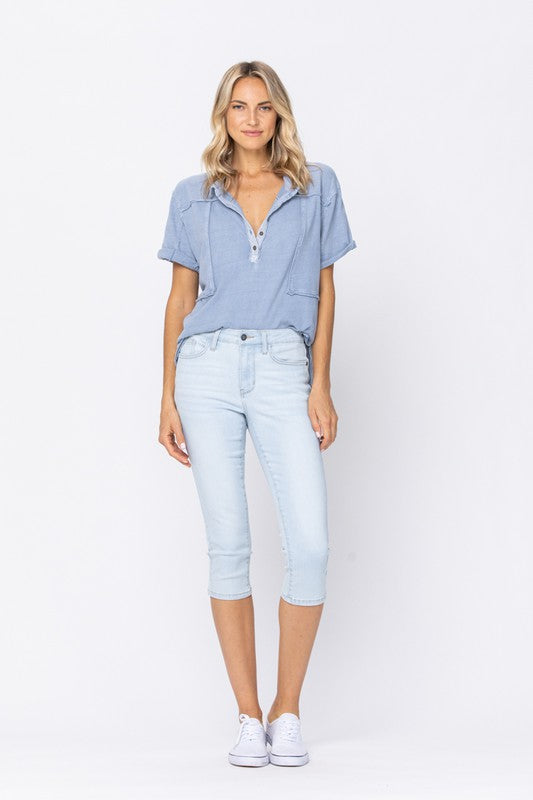 Mid Rise Ultra Light Skinny Capri - Debs on 5th