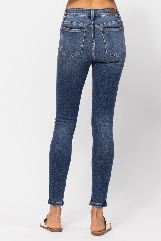 Classic Handsand Skinny Jeans - Debs on 5th