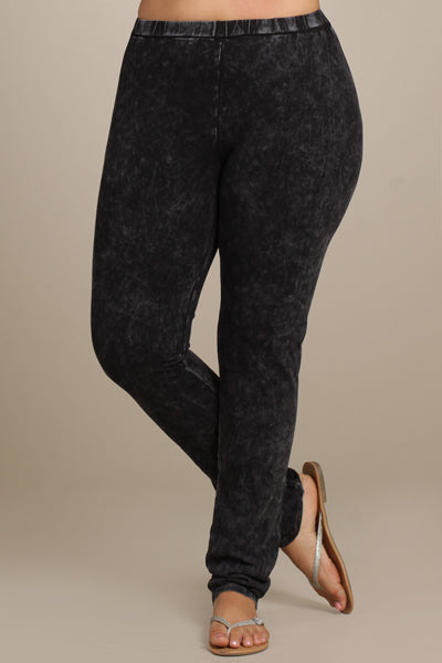 Plus Mineral Wash Leggings - Debs on 5th