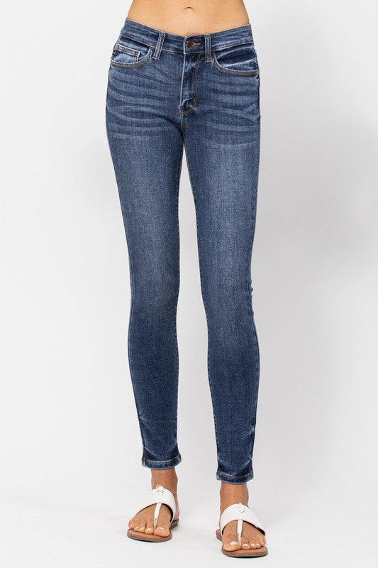Classic Handsand Skinny Jeans - Debs on 5th