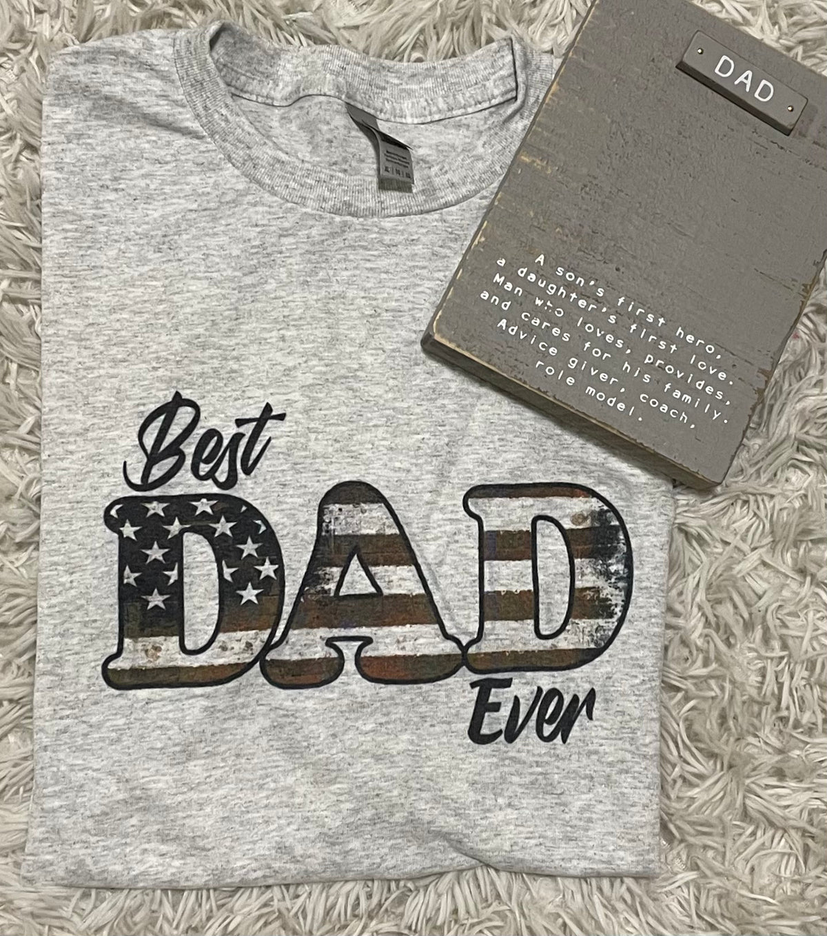 Best Dad Ever Graphic Tee - Debs on 5th