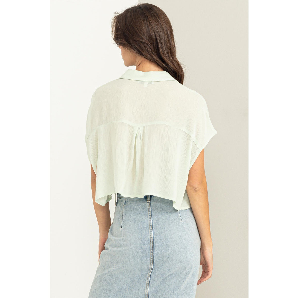 Lovely Time Placket Crop Top - Debs on 5th